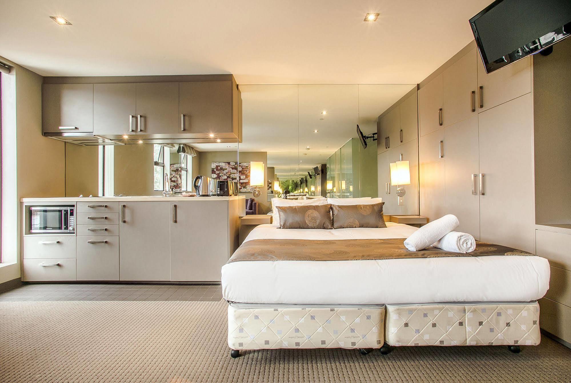 Melbourne Vivo Aparthotel Buitenkant foto